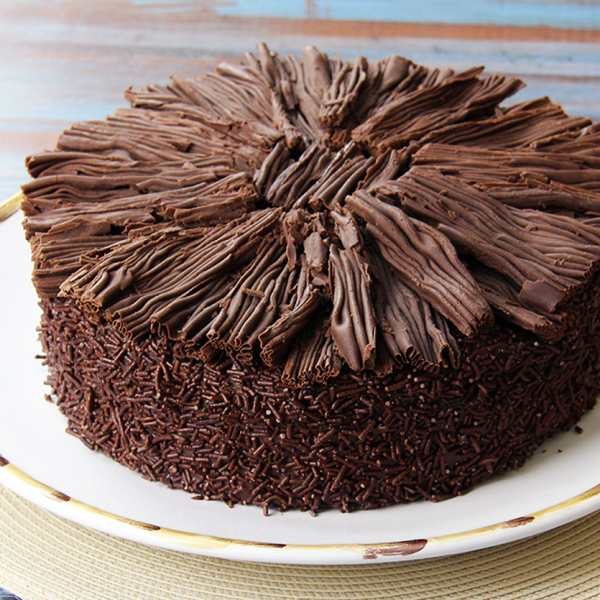 Bolo brigadeiro aro 30 cm